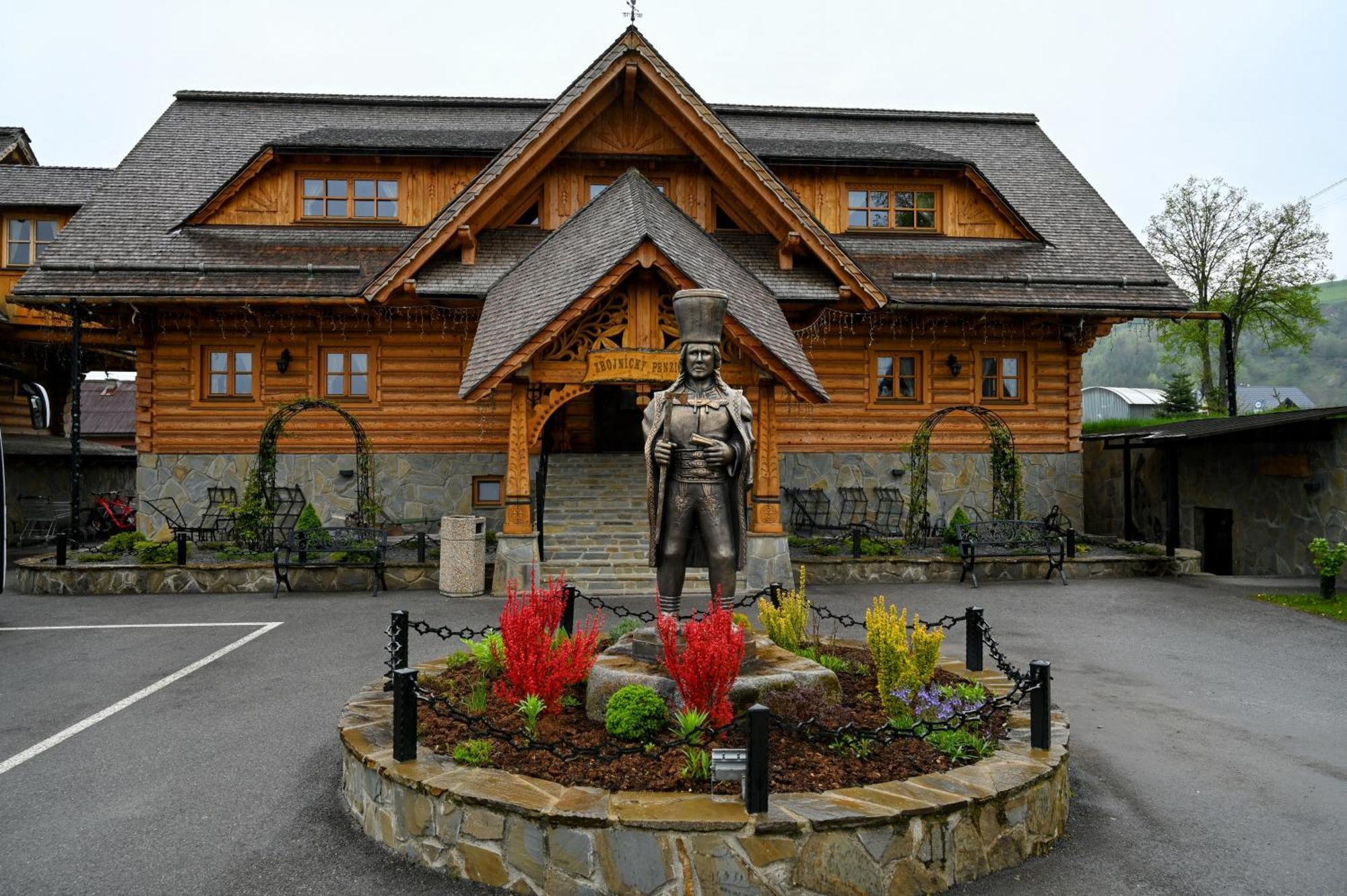 Zbojnicky Penzion Oravska Jasenica Exterior photo